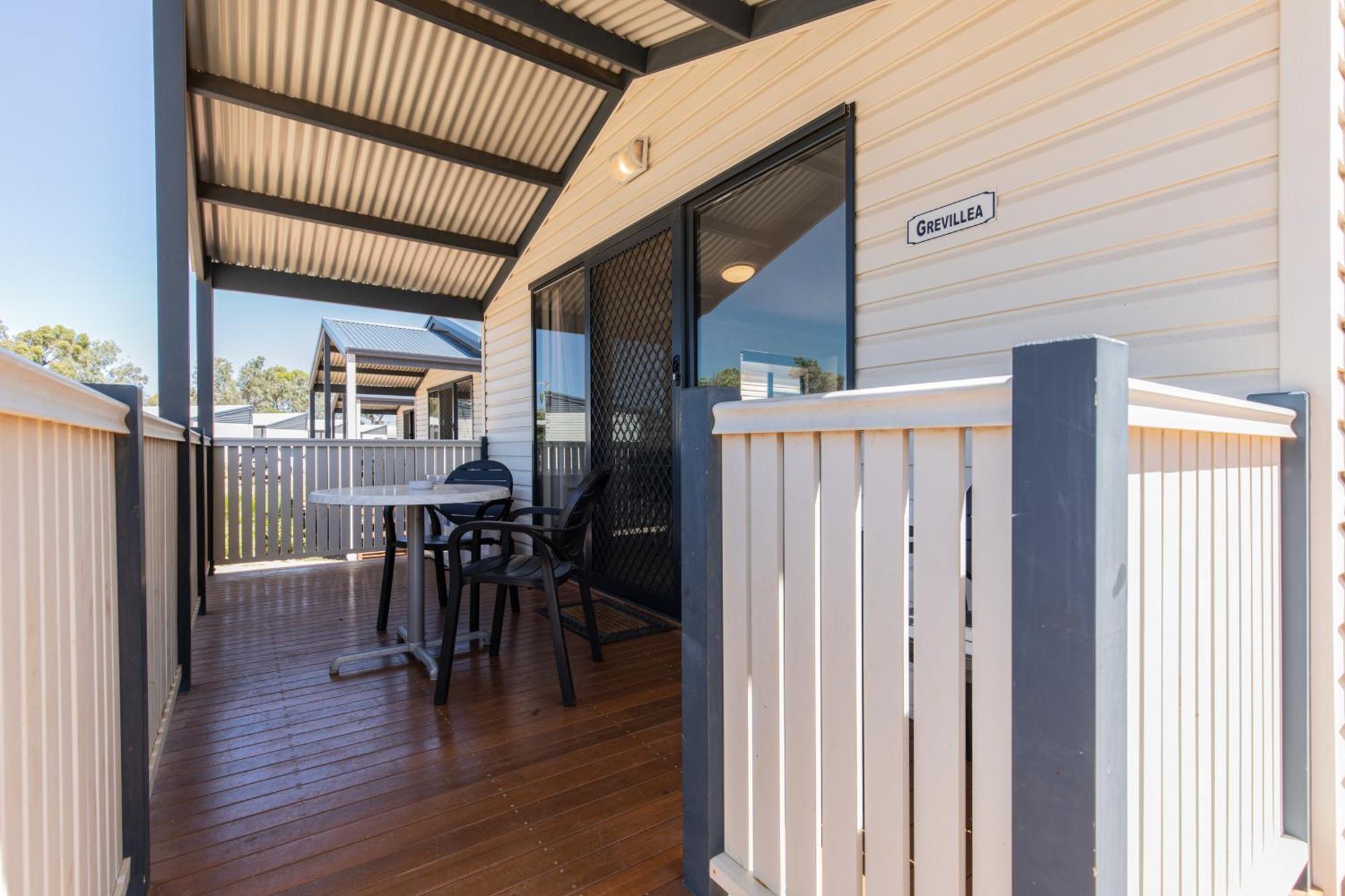 Готель Jurien Bay Tourist Park Екстер'єр фото