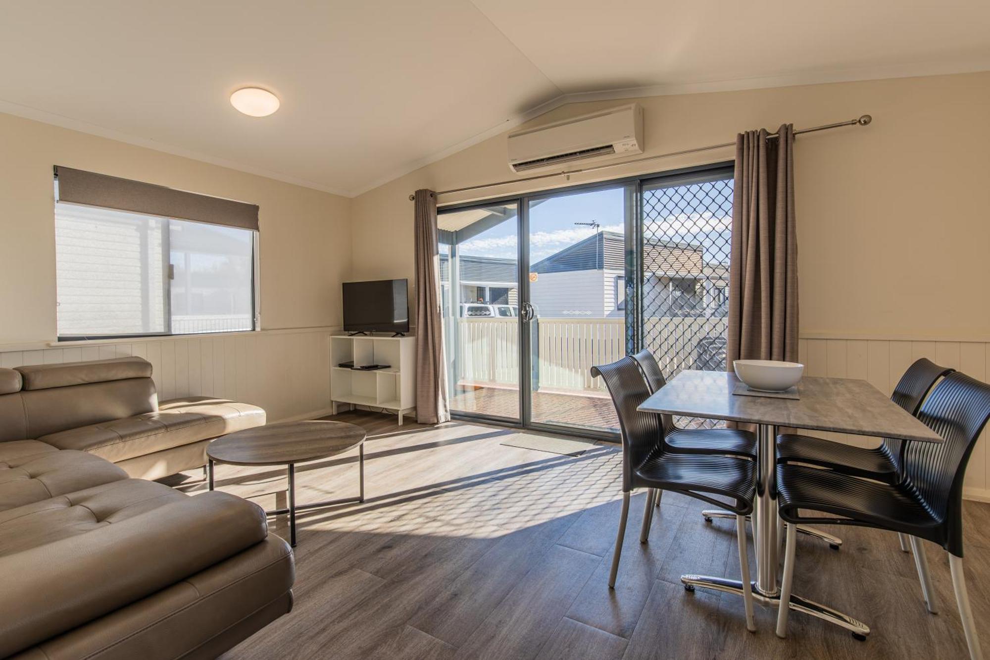 Готель Jurien Bay Tourist Park Екстер'єр фото