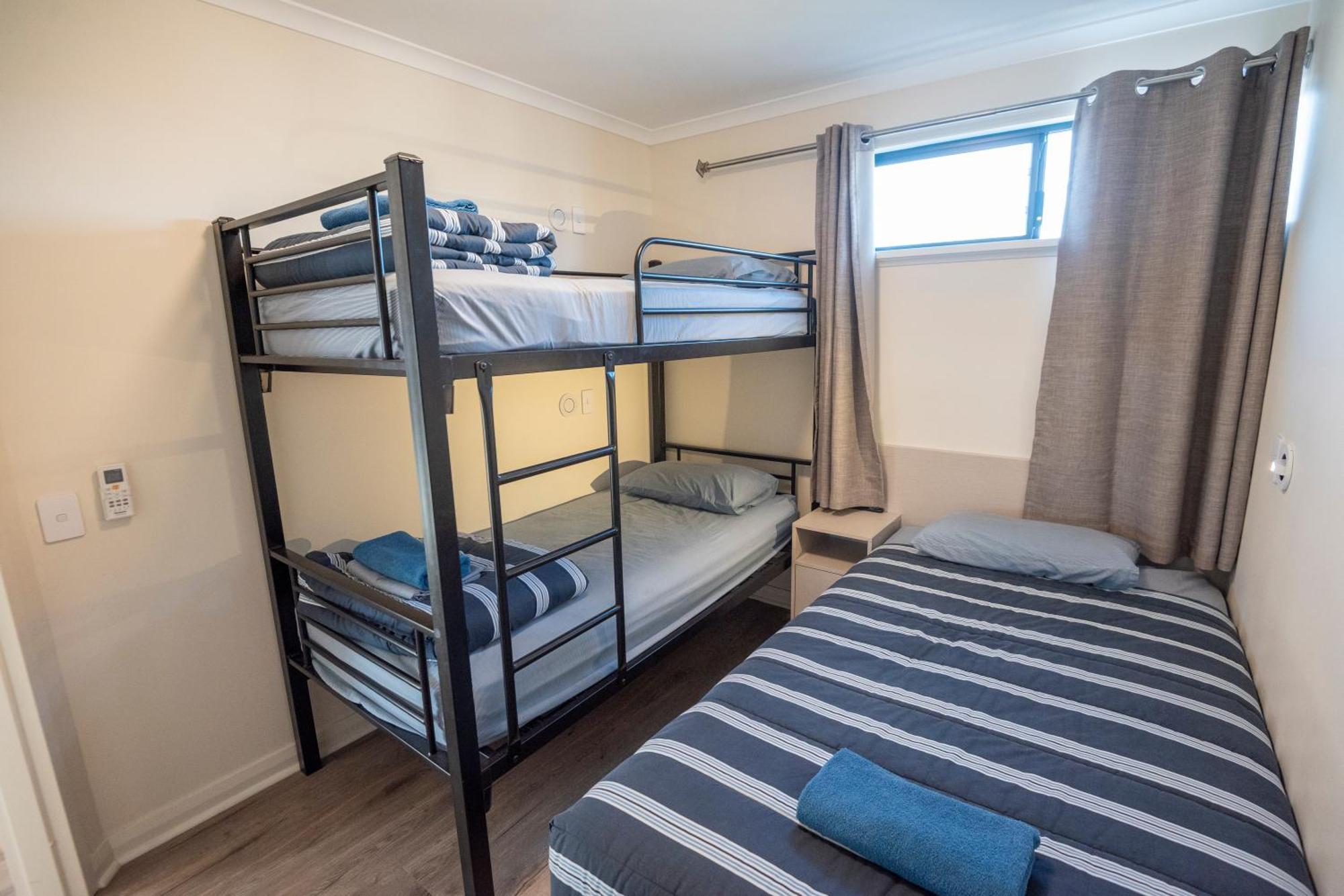Готель Jurien Bay Tourist Park Екстер'єр фото