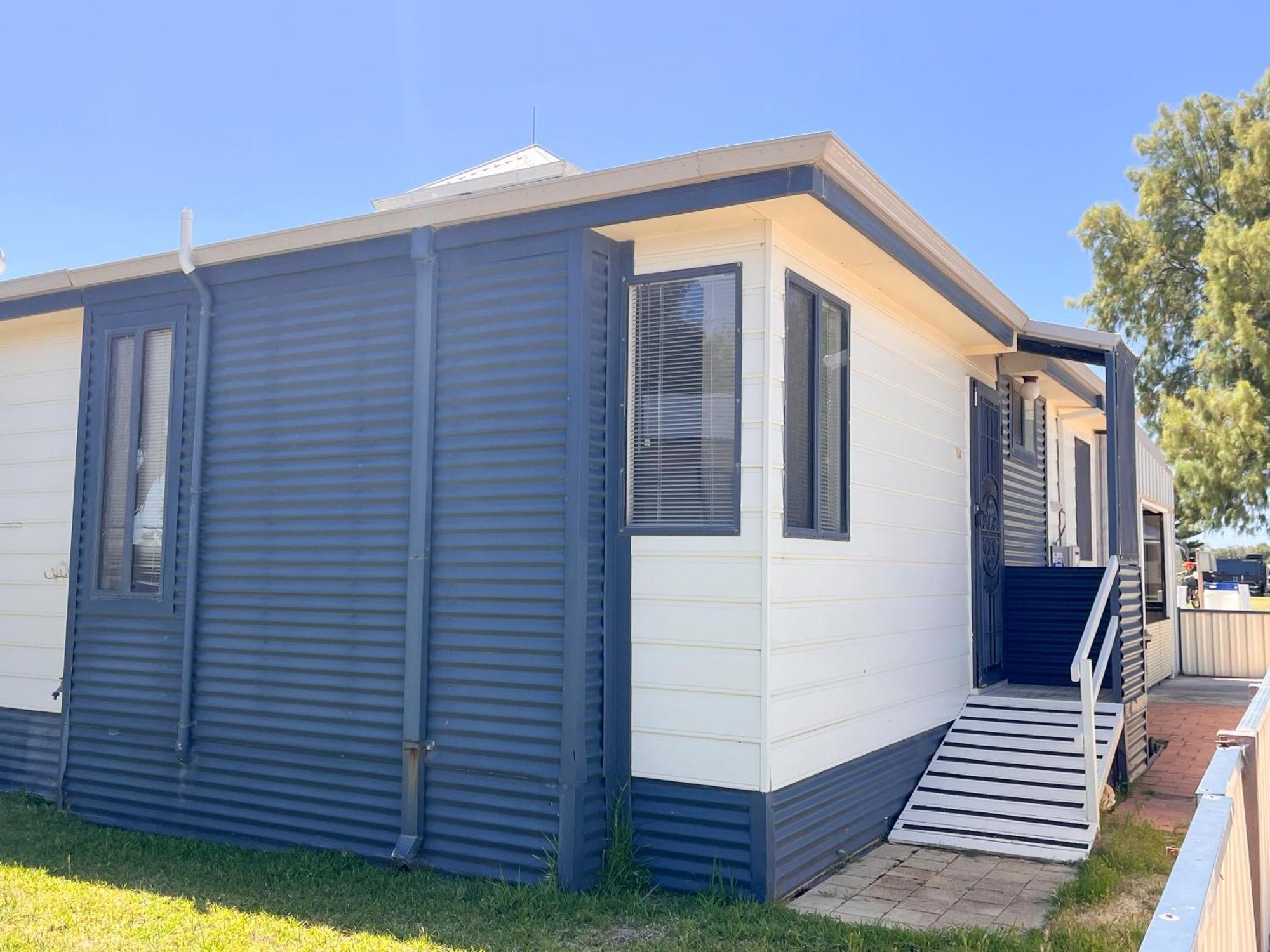 Готель Jurien Bay Tourist Park Екстер'єр фото