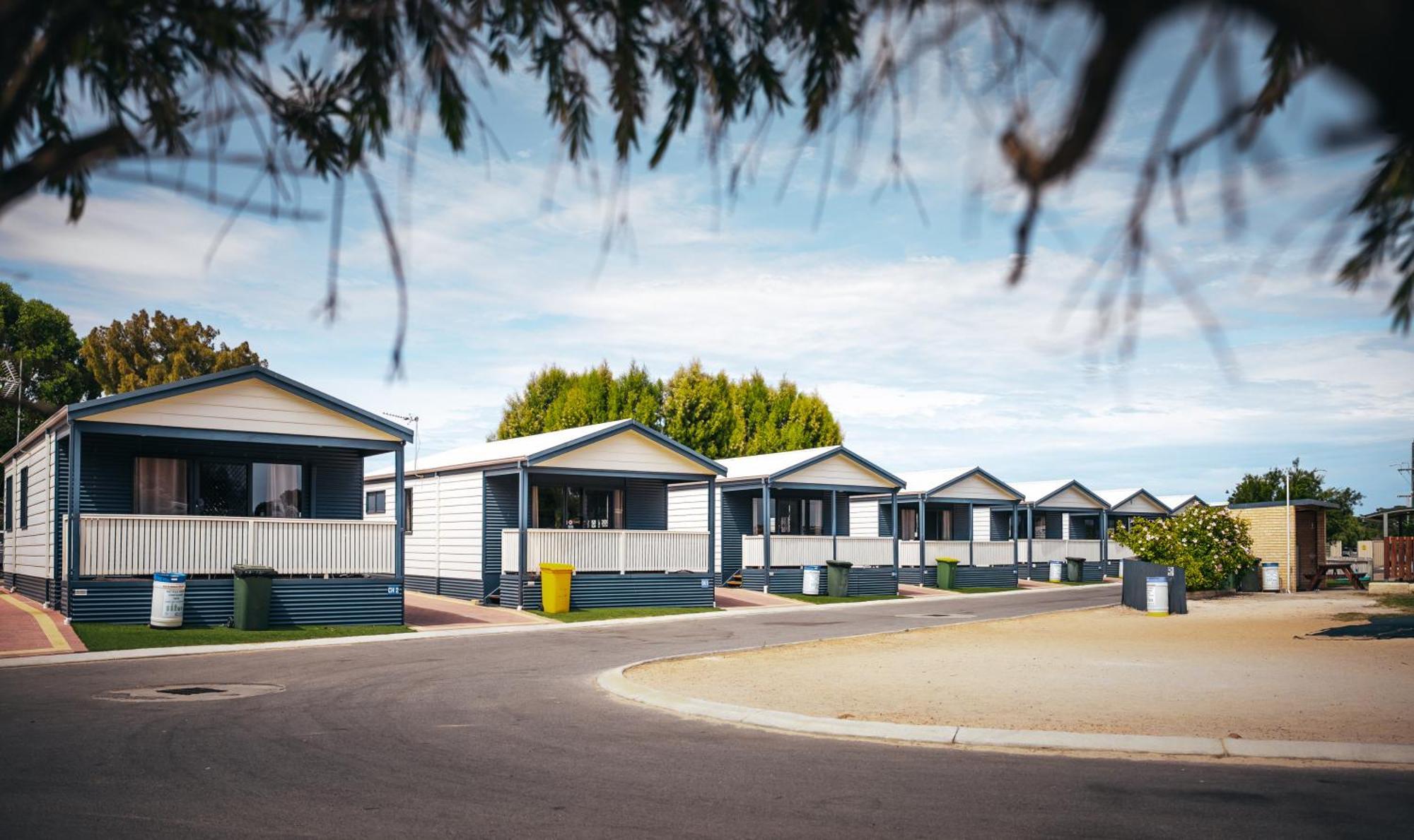 Готель Jurien Bay Tourist Park Екстер'єр фото