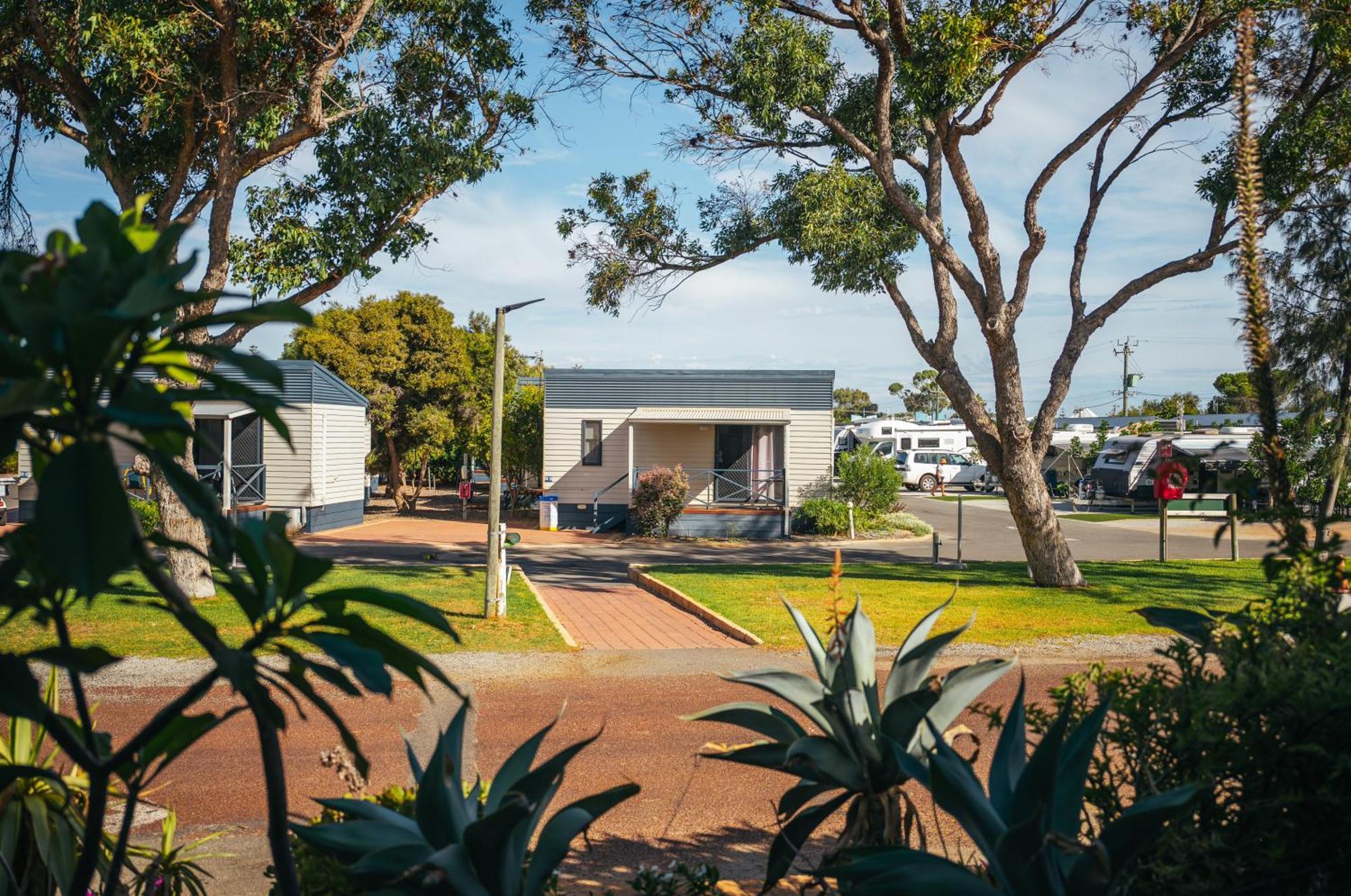 Готель Jurien Bay Tourist Park Екстер'єр фото