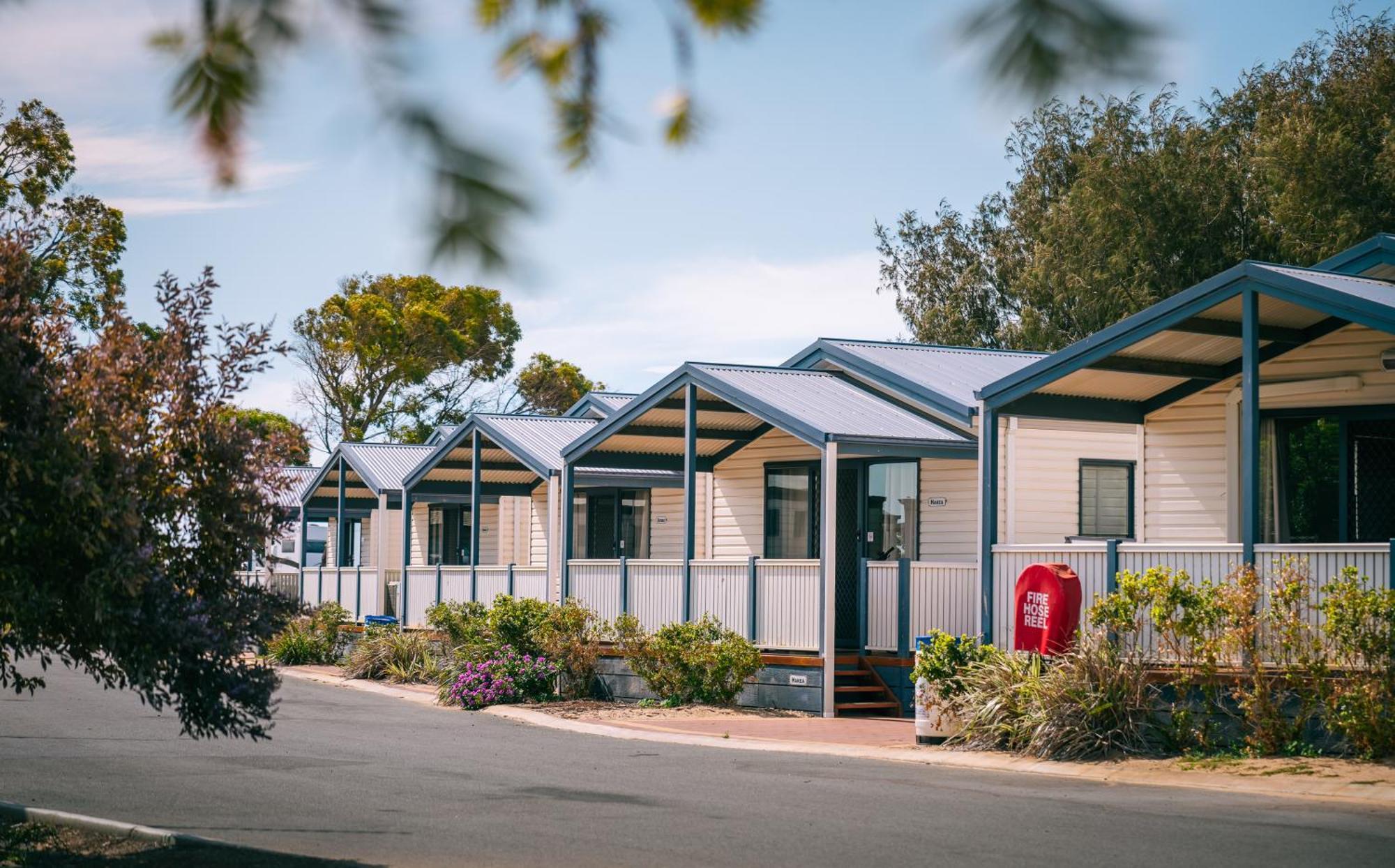 Готель Jurien Bay Tourist Park Екстер'єр фото